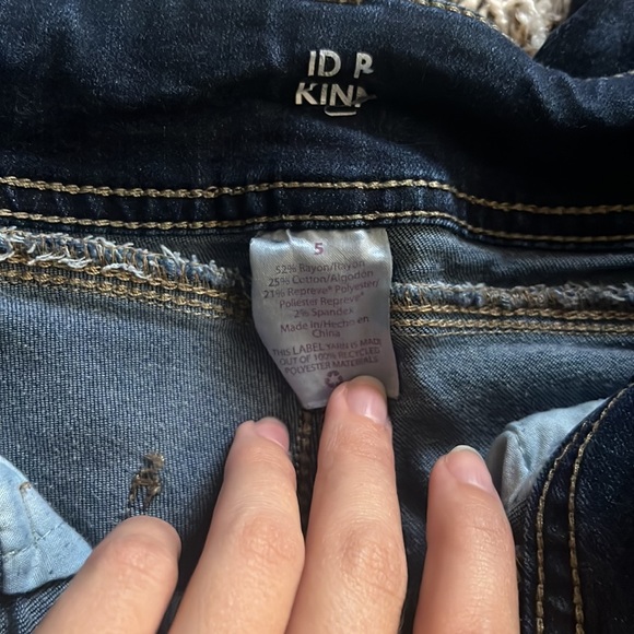 Gently worn over time. Good condition. Skinny jeans - Picture 3 of 3